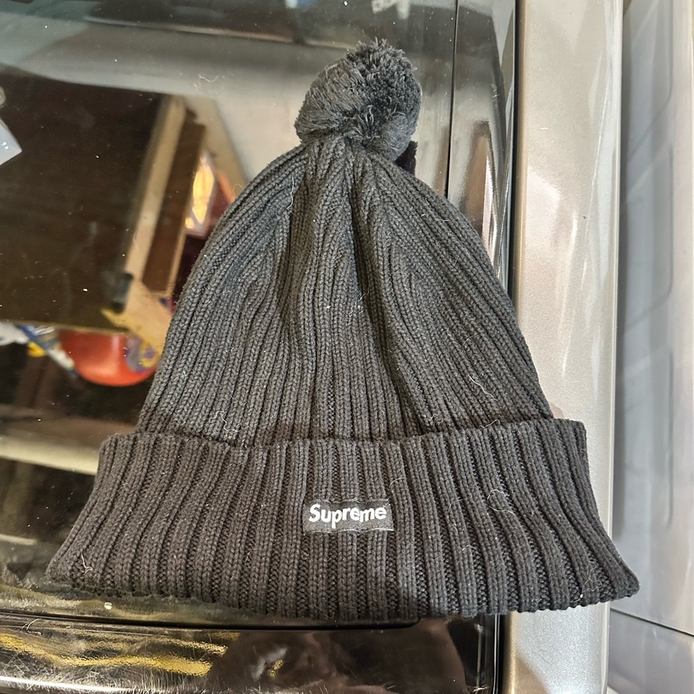 Supreme hat